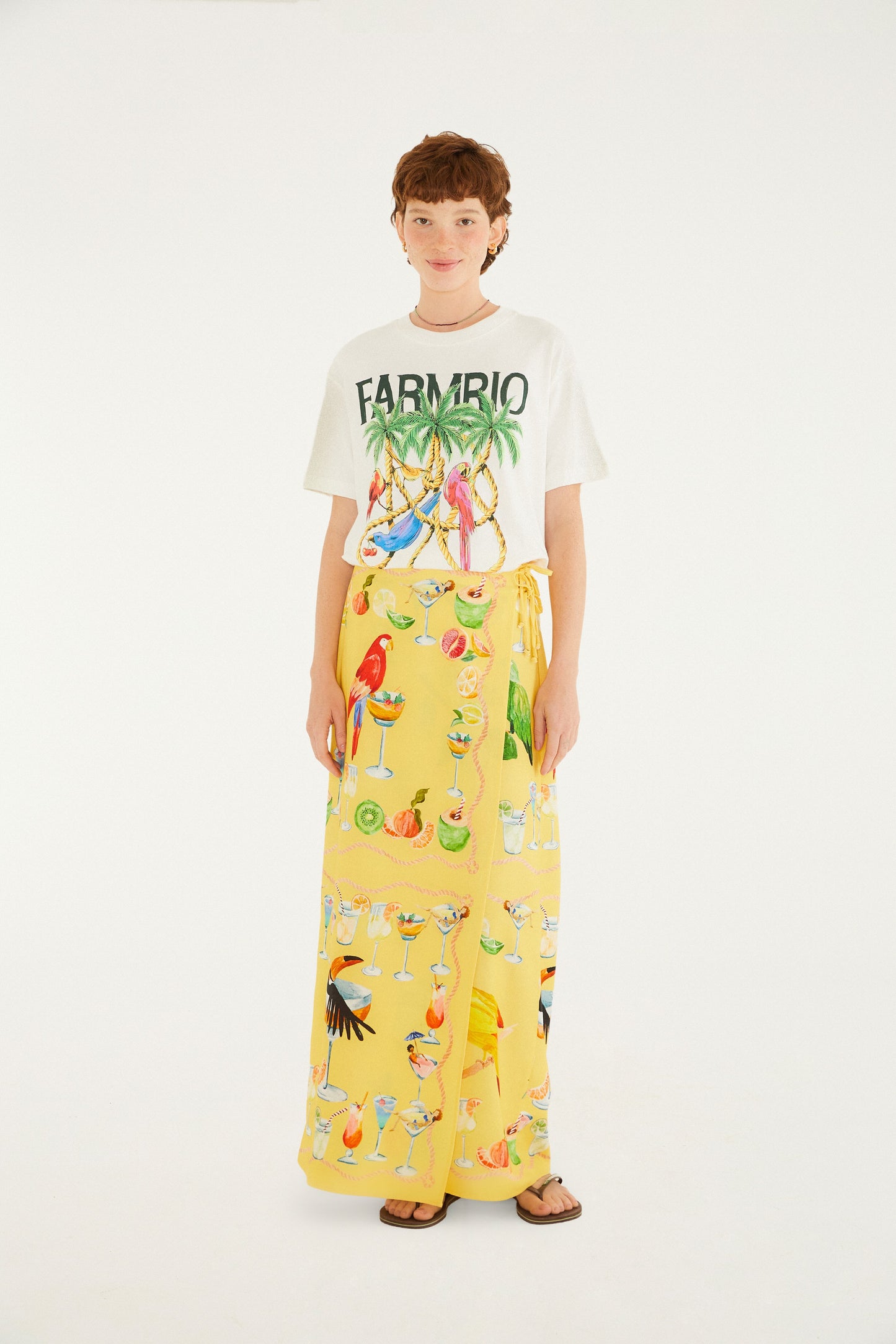 Falda Estampado  Lazo y pañuelo amarillo