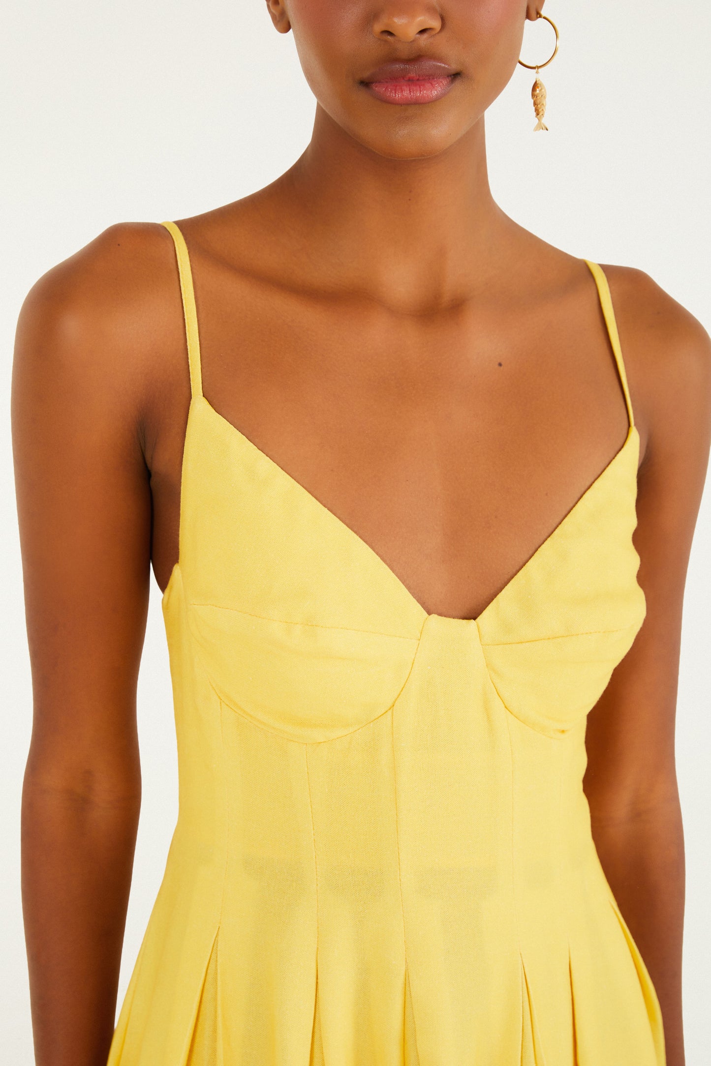 Vestido Cóctel Estampado amarillo  bufanda