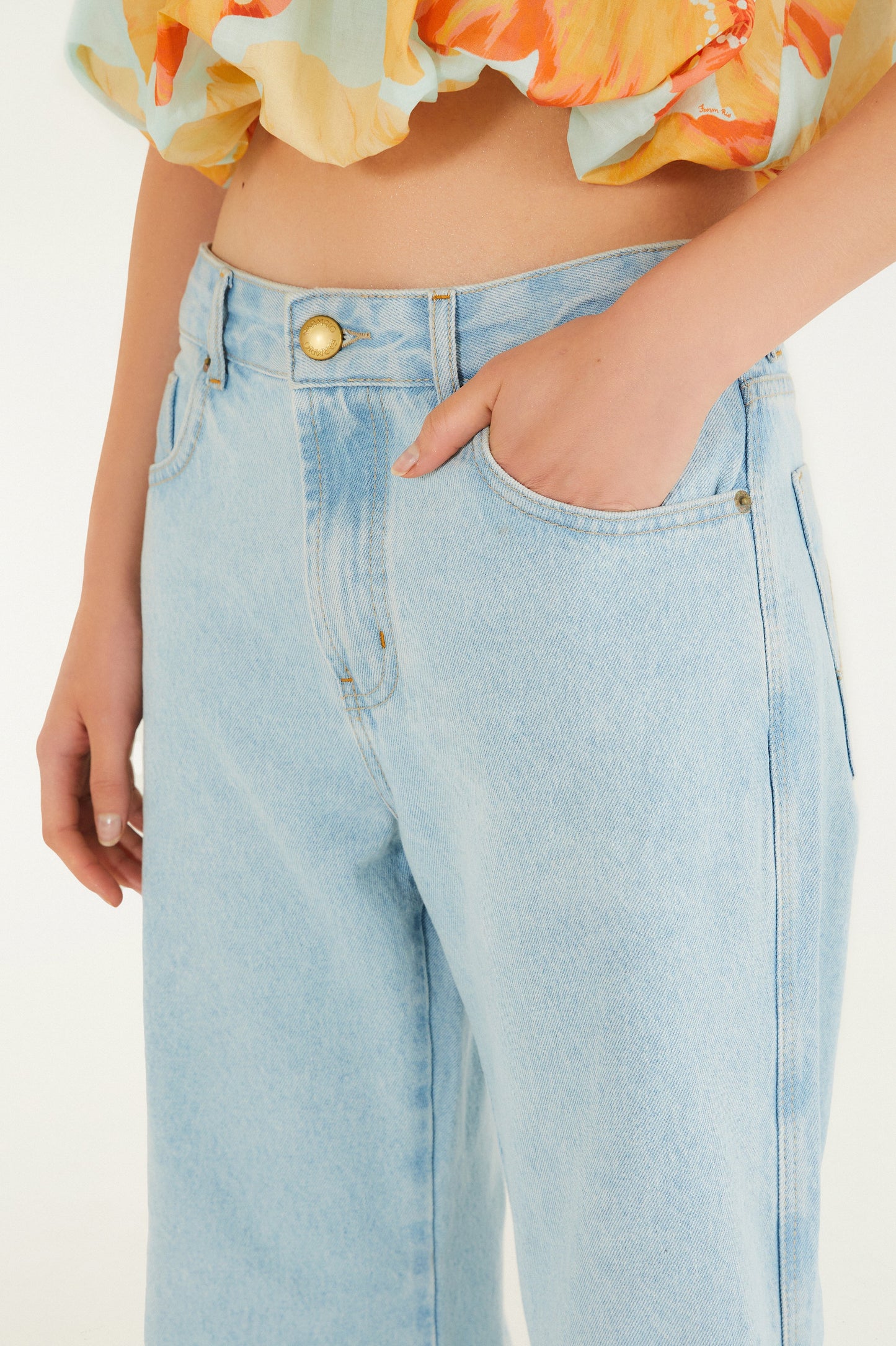Pantalón de Jeans acampanado