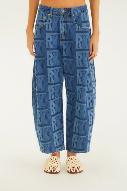 Pantalón de Jeans Barrel Laser Rio Gráfico