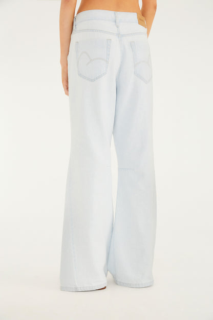 Pantalón de Jeans Média Boca Larga