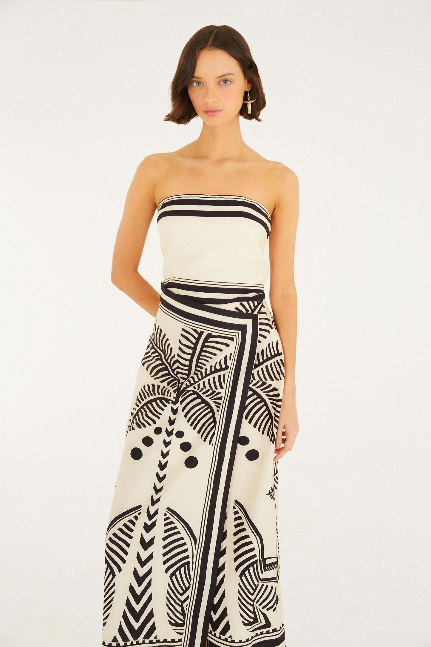 Vestido Cropped Estampado Listra Tropical