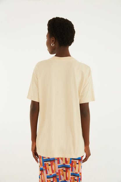 T-Shirt Media Na Avenida Bege