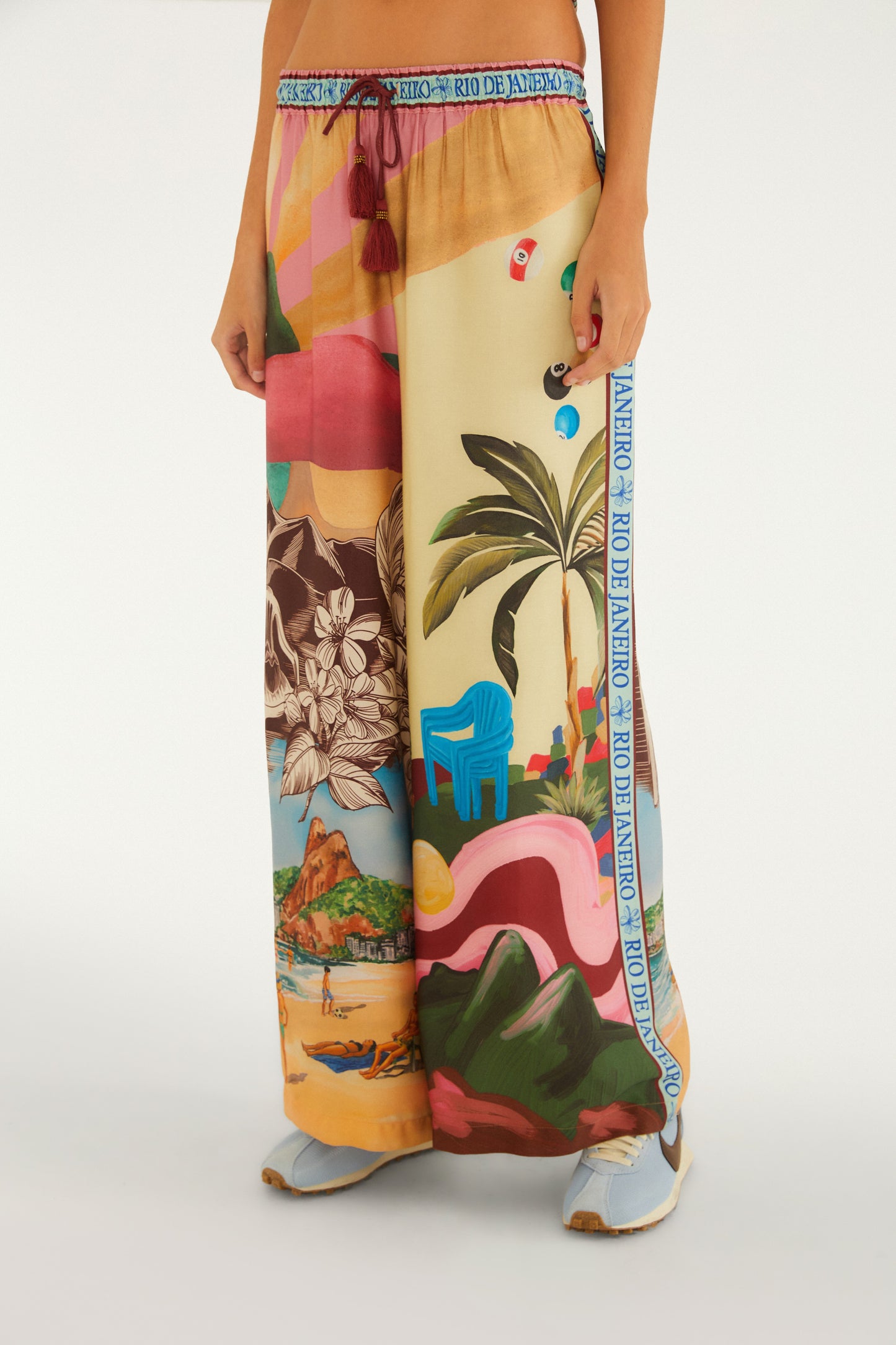 Pantalón Reta Estampada Lenços Cariocas