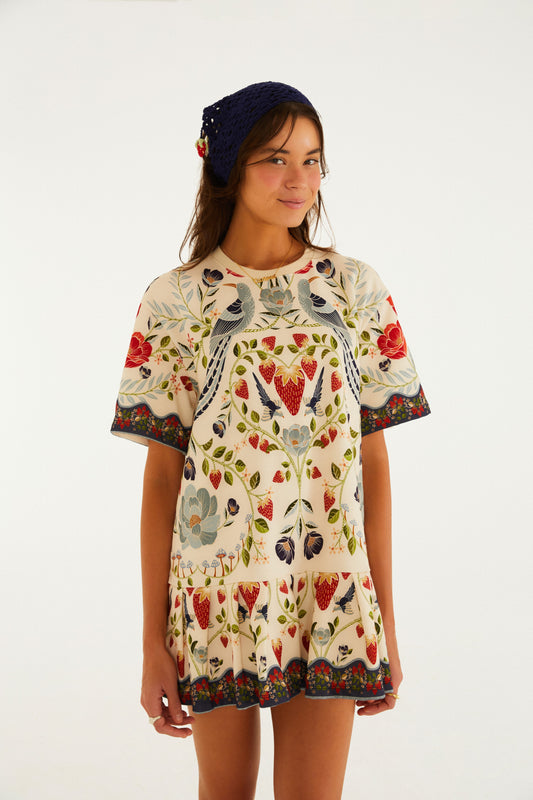 Vestido Corto Moletom Estampado Sonho De Morango