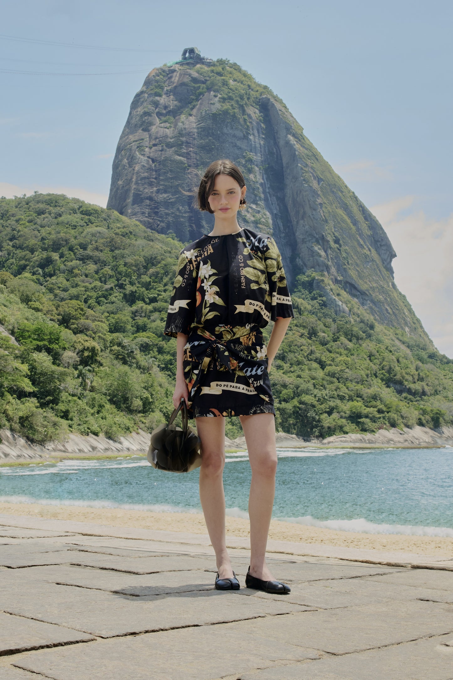 Vestido Corto Estampado Selos Do Brasil