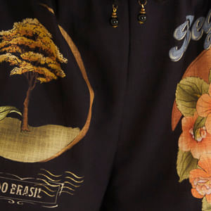 Short Estampado Selos Do Brasil