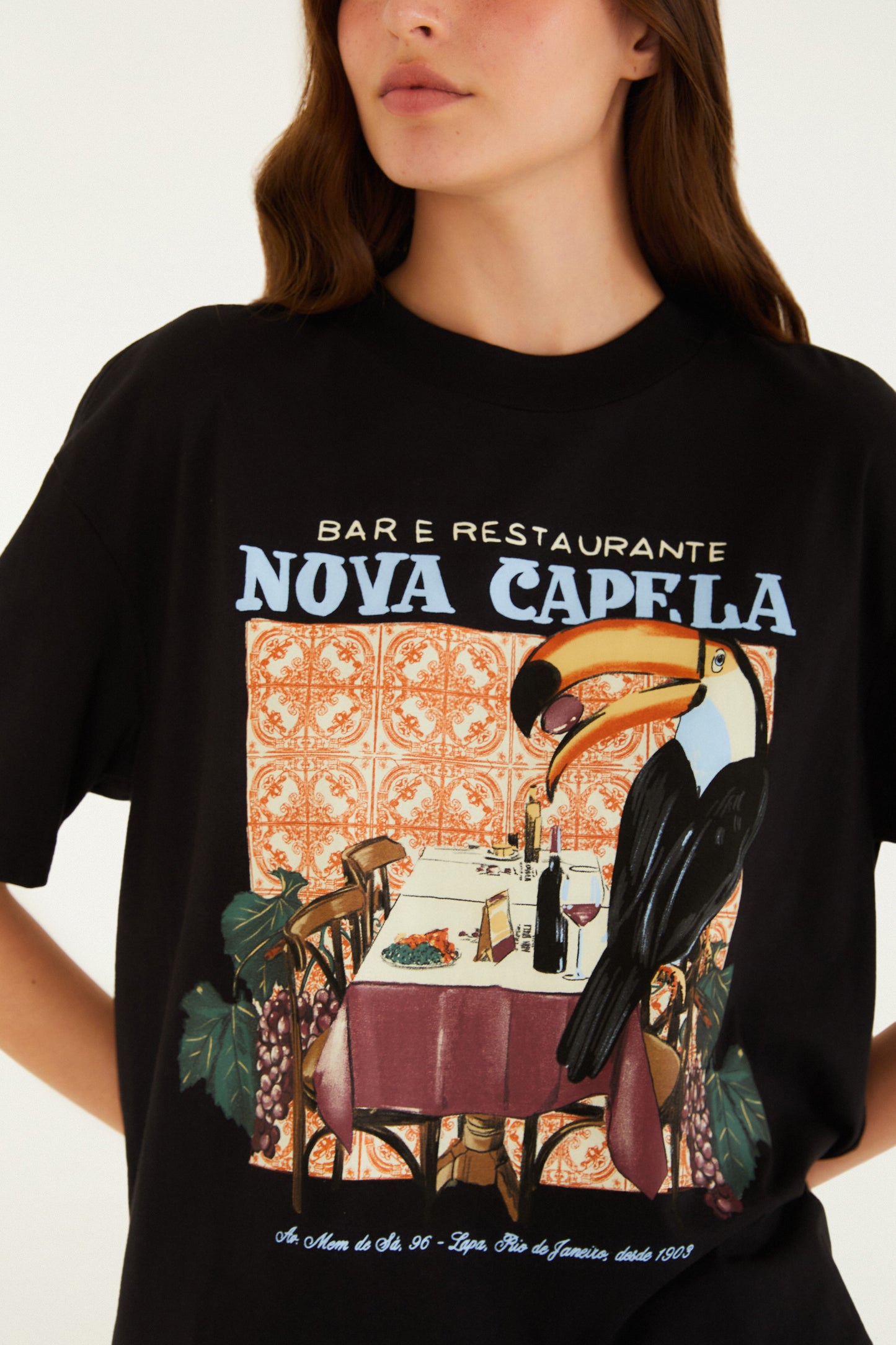 T-Shirt Media Bar Nova Capela Preto