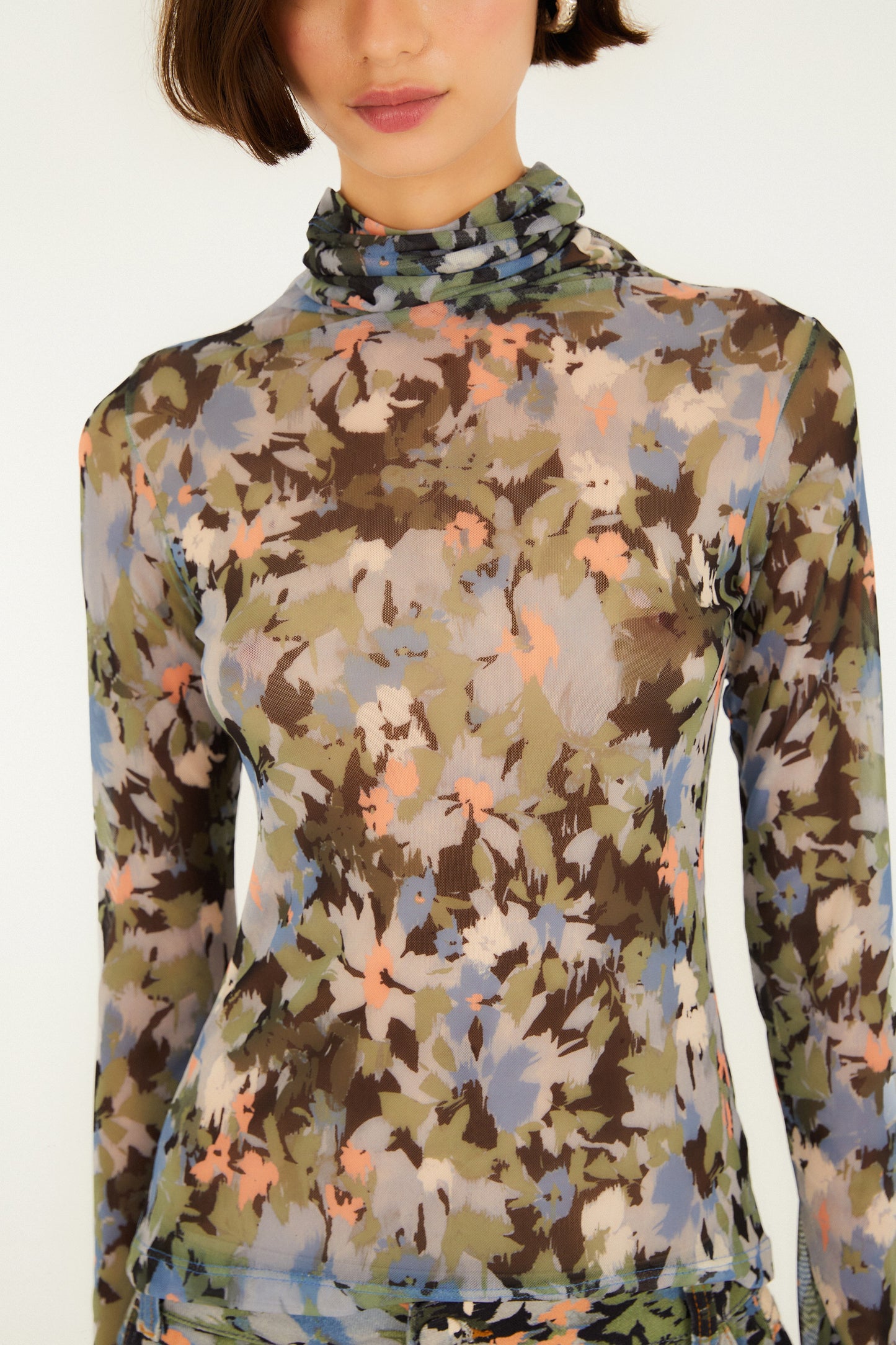 Blusa Tule Estampada Jardim De Flor