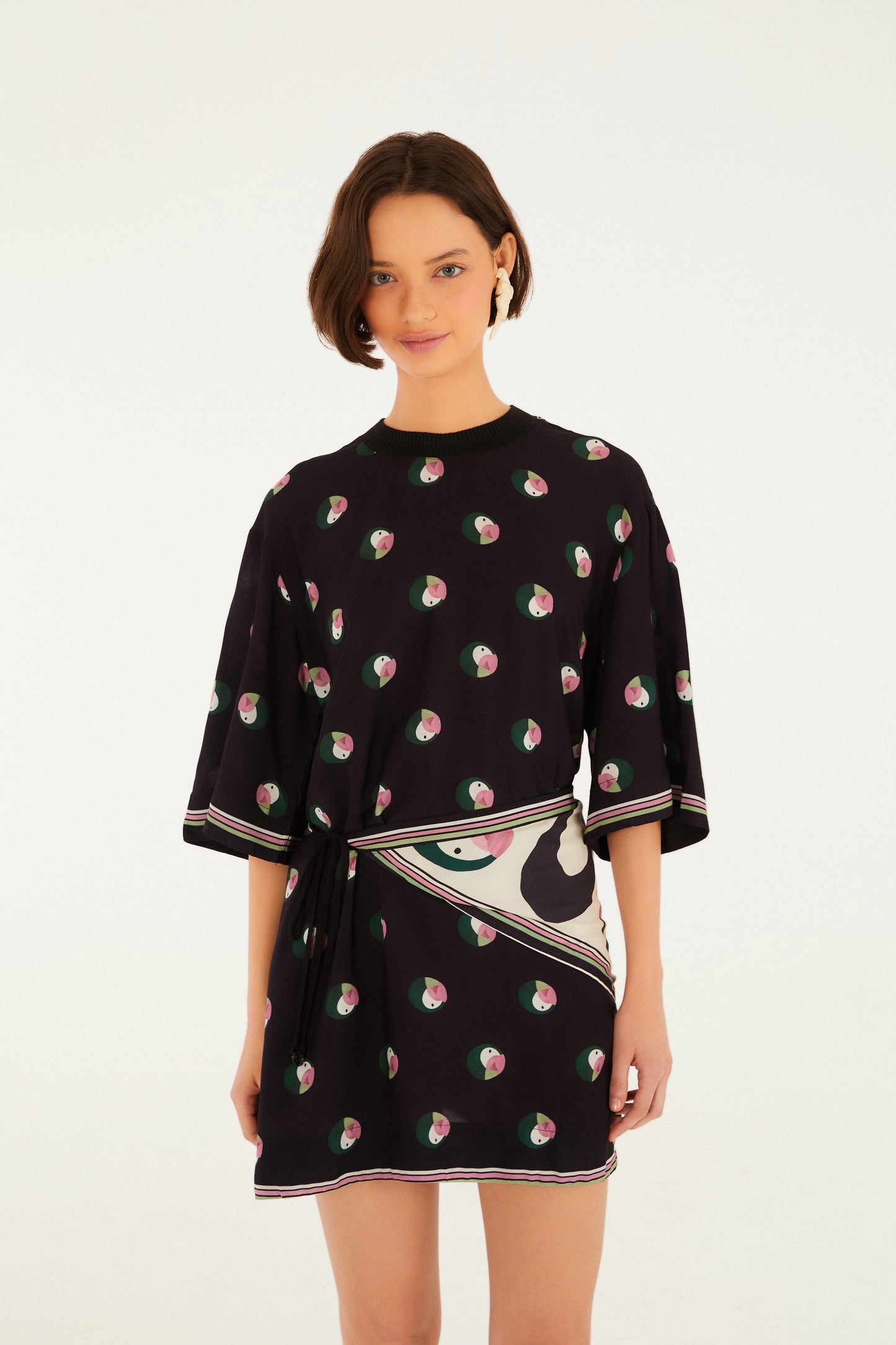 Vestido Camiseta Estampado Poá Ararinha