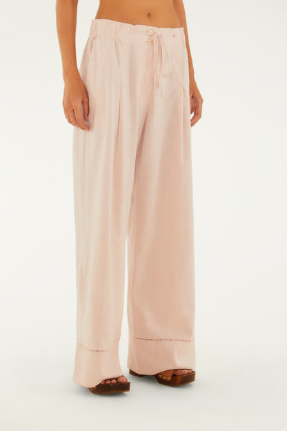 Pantalón Pinzas Rosa Chintz