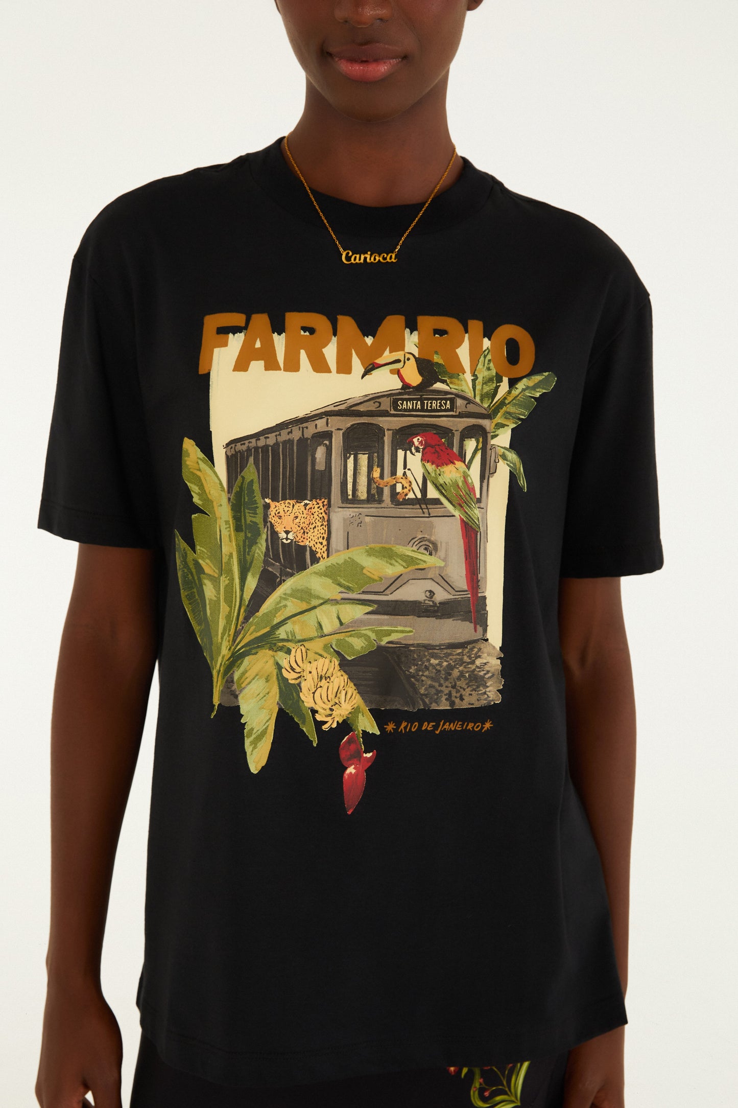 T-Shirt Media Bonde Lotado Preta