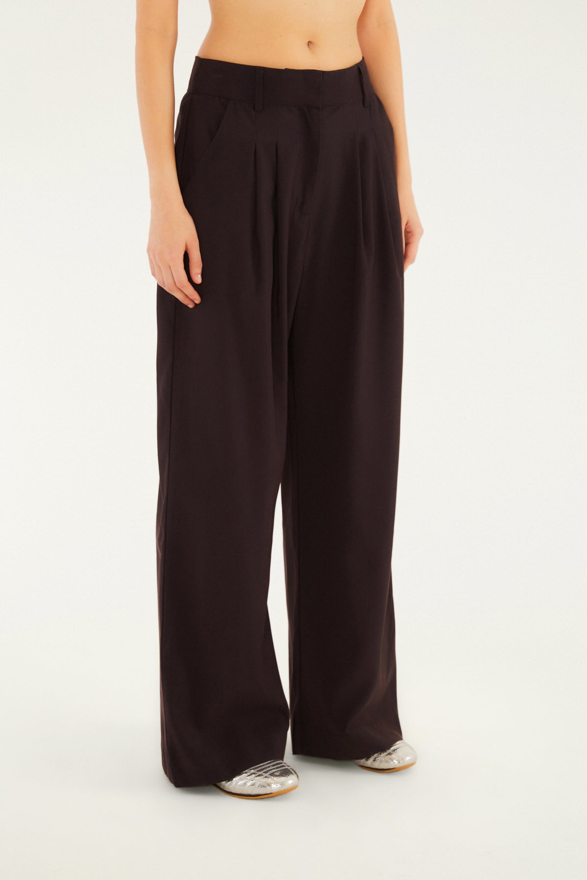 Pantalón Pinzas Negro
