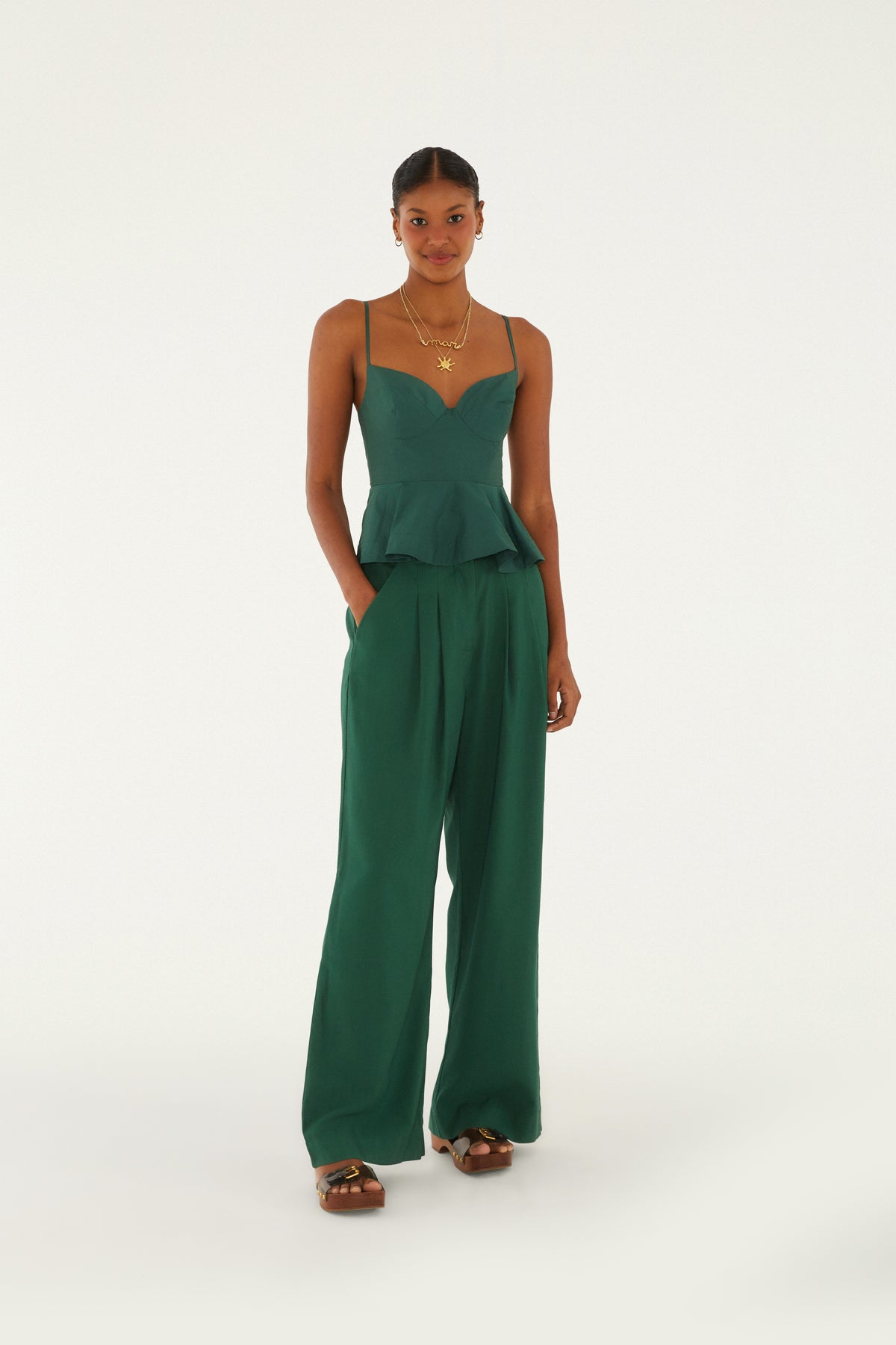 Pantalón Pinzas Verde Estandarte