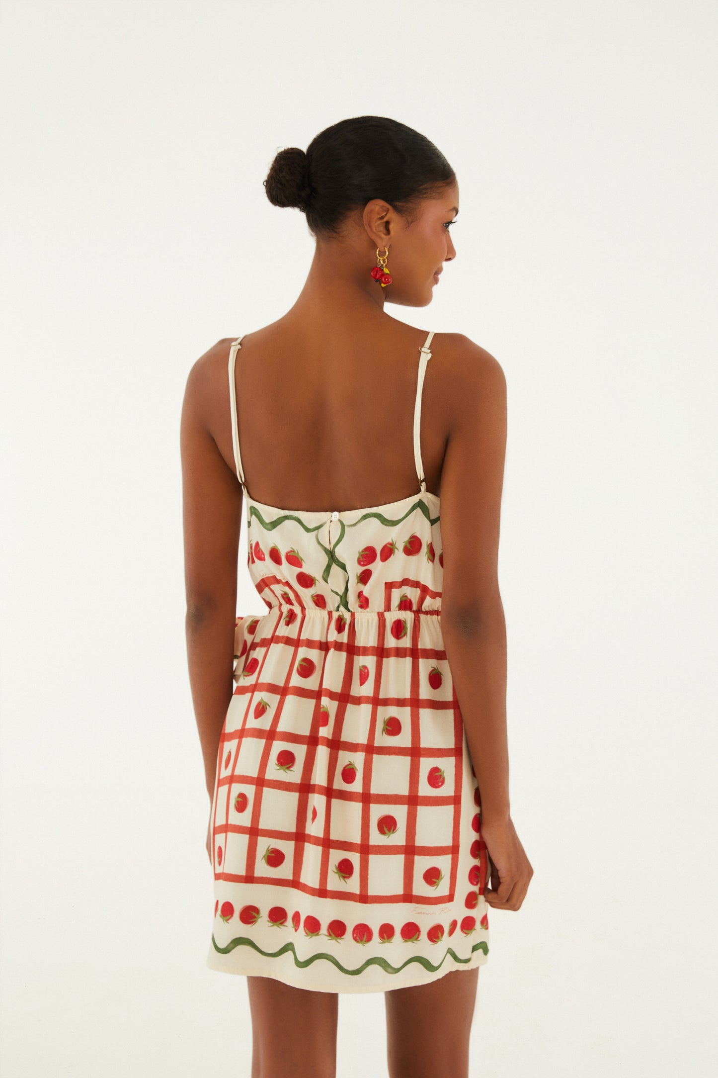 Vestido Corto Cruzado Estampado Lenço Tomatinho