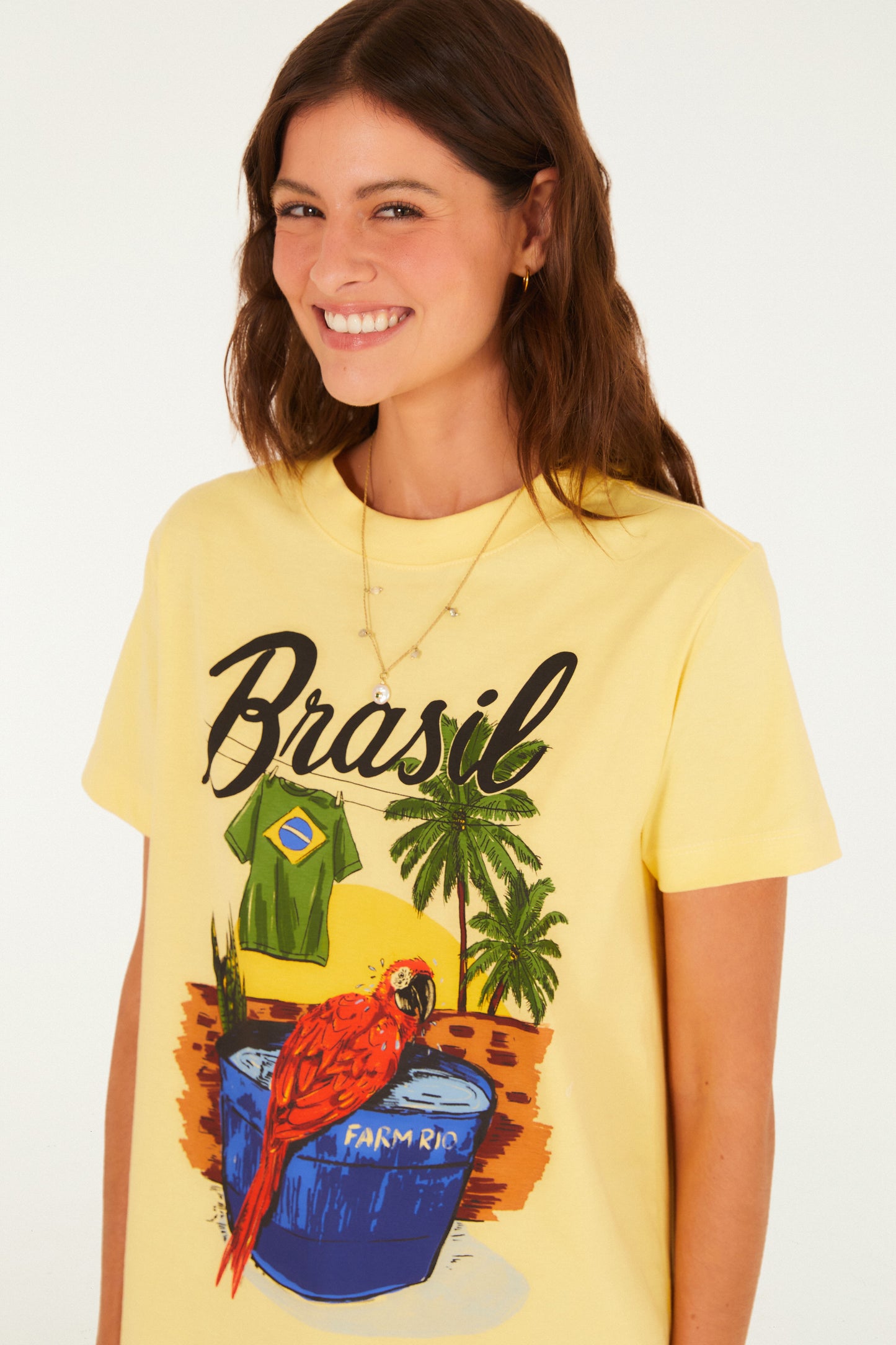 Camiseta Fit Arara Brasil