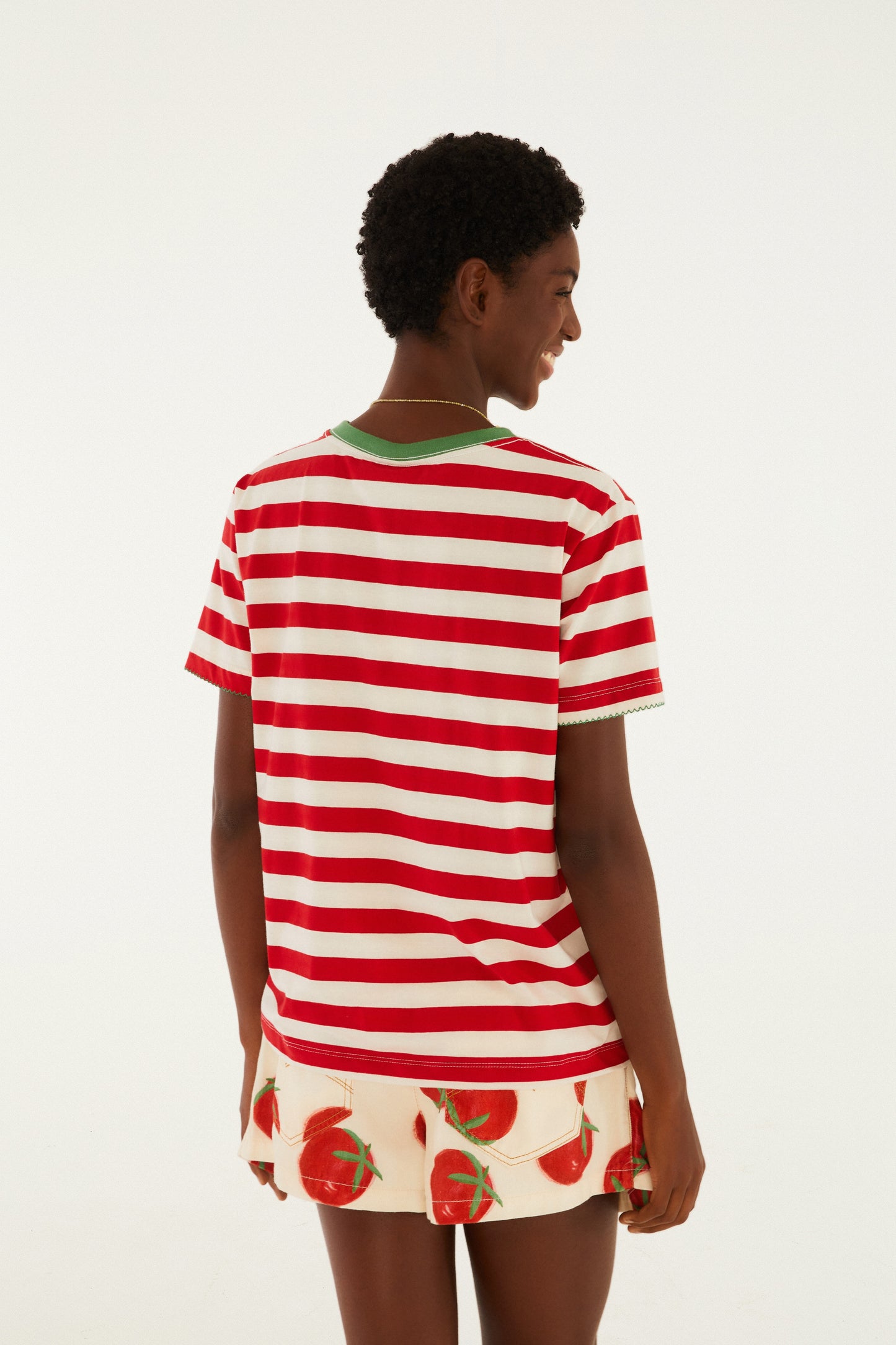 Camiseta Fit Pássaros Tomate